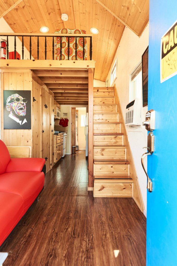 tiny-house-oakland-airbnb