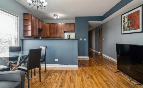 airbnb property for sale Chicago City Centre