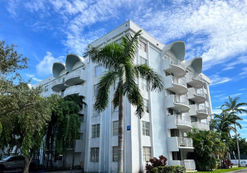 airbnb property for sale Miami City Centre