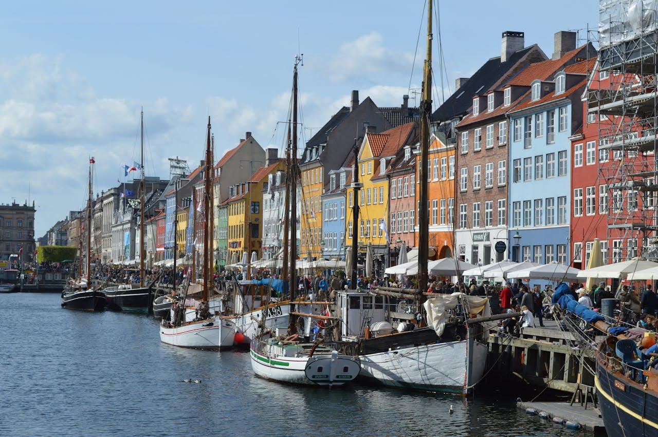 Safest Countries for Real Estate Investment to Start Airbnb